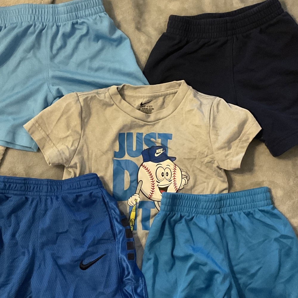 Nike Toddler boy bundle 3T